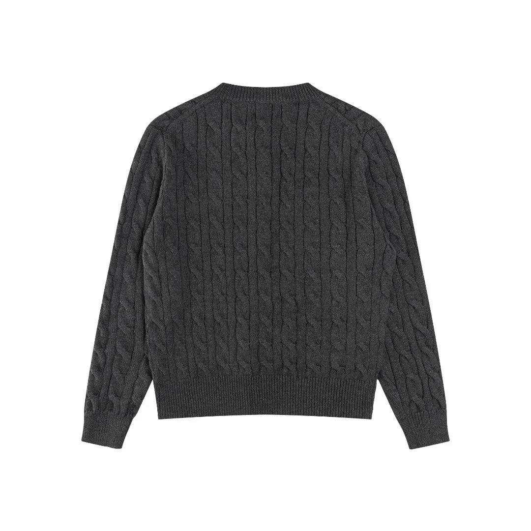 P230 #R93 RALPH LAUREN Ralph Lauren twelve colors classic small label embroidery logo seven-button knitted cable cardigan sweater women's top, high-density LOGO embroidery on the chest, original customization of tag accessories. Made of pure cotton yarn, pure cotton is skin-friendly and comfortable, small label war horse embroidered twist button cardigan sweater 🐎 high quality, follow the blogger to learn how to wear it! Let’s buy a Ralph Lauren cable sweater. It’s a super hard-to-find series after it became popular. It’s hard to find one on the official website. It’s simple and practical to wear, with a lazy and loose feel. The thickened fabric has more texture, feels soft and delicate, and has a loose fit. Whether worn alone or layered, you can wear different styles of fashion with just one piece!   Size: